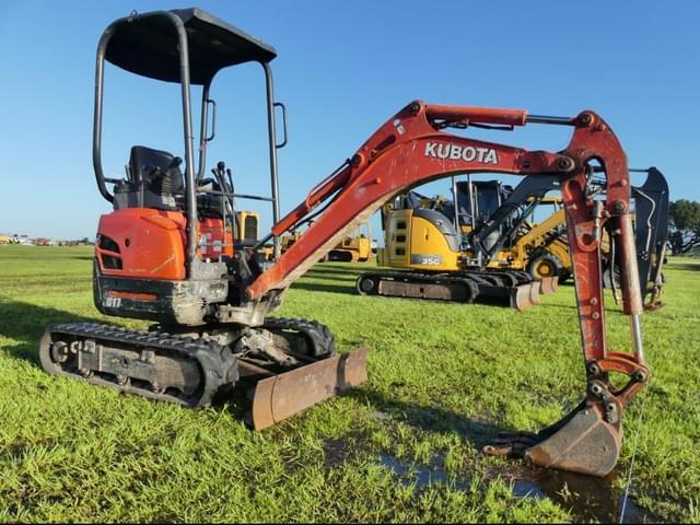 Image of Kubota U17 equipment image 1