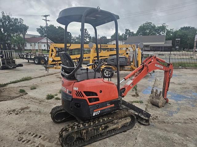 Image of Kubota U17 equipment image 4