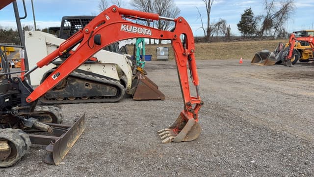 Image of Kubota U17 equipment image 3