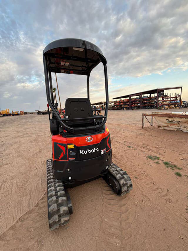 Image of Kubota U17 equipment image 3