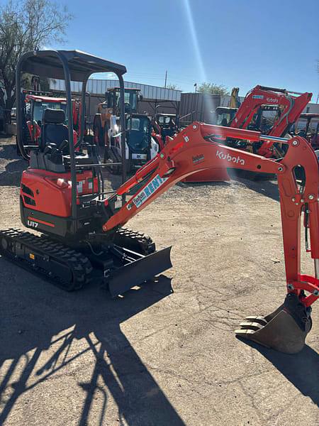 Image of Kubota U17 equipment image 2