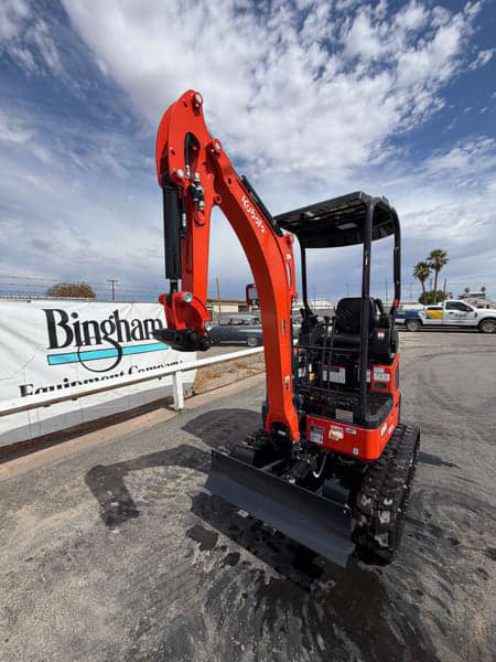 Image of Kubota U17 equipment image 2