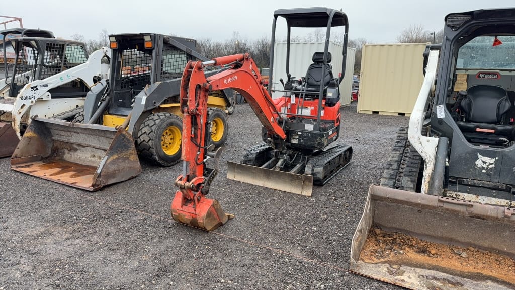 Kubota U17 Equipment Image0