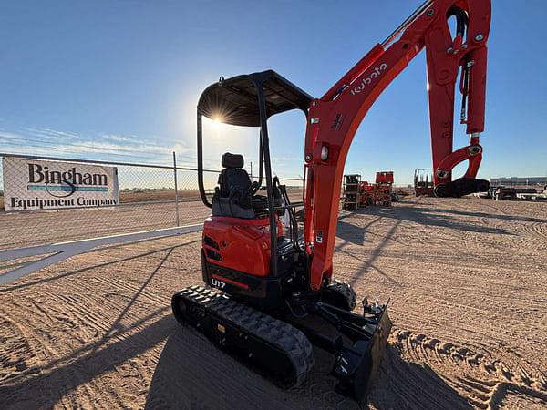 Image of Kubota U17 equipment image 1