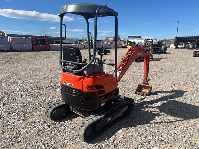 Image of Kubota U17 equipment image 4