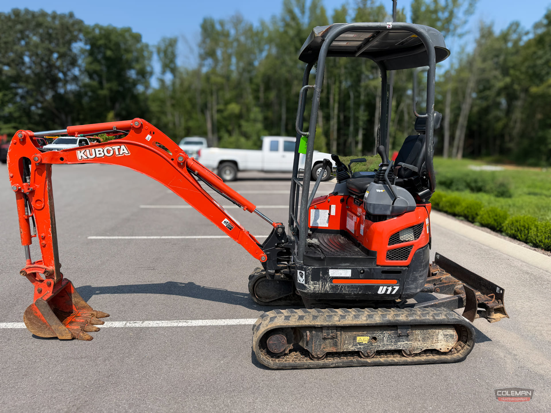 2018 Kubota U17VR1 Equipment Image0