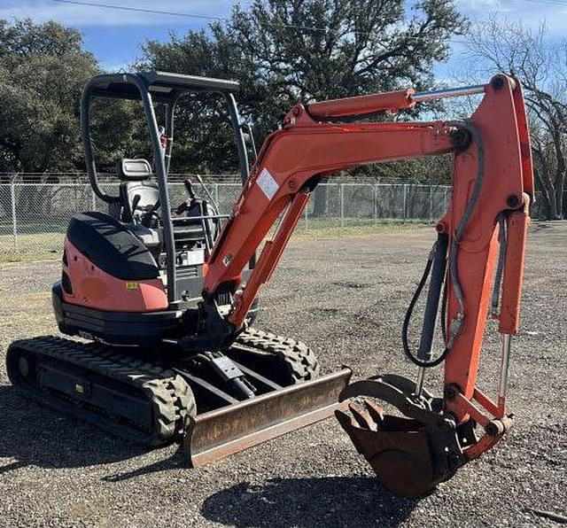 Image of Kubota U25 equipment image 1