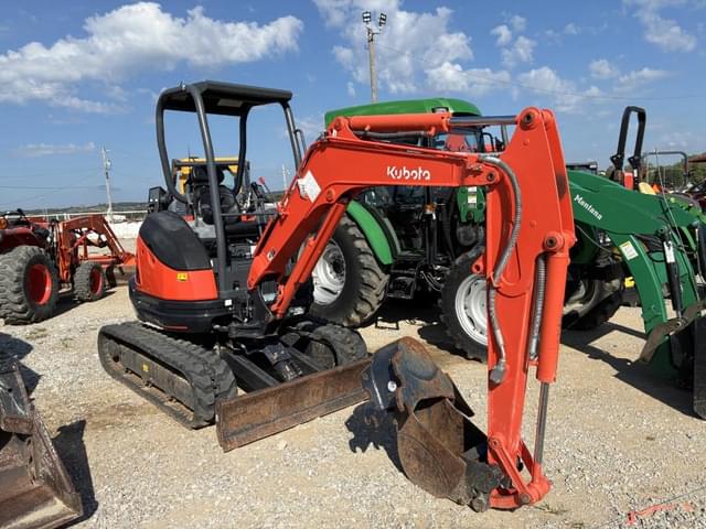 Image of Kubota U25 equipment image 1