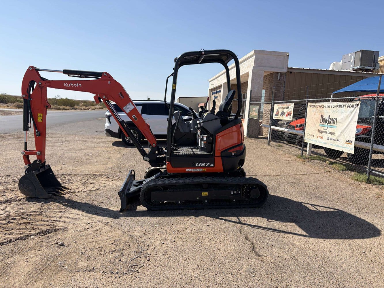 Kubota U27-4 Equipment Image0