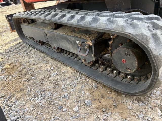 Image of Kubota U27-4 equipment image 4