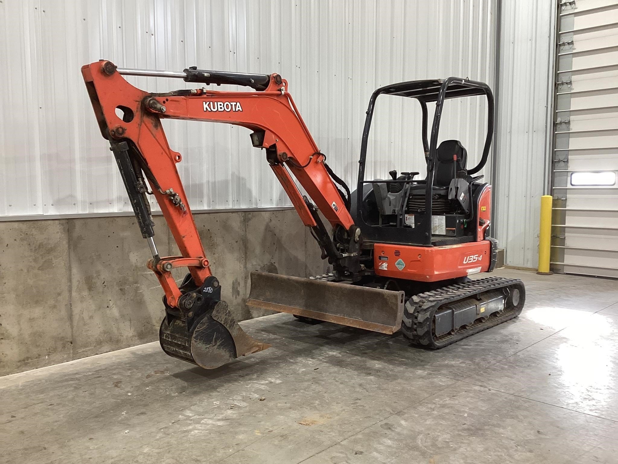 2020 Kubota U35-4 Equipment Image0