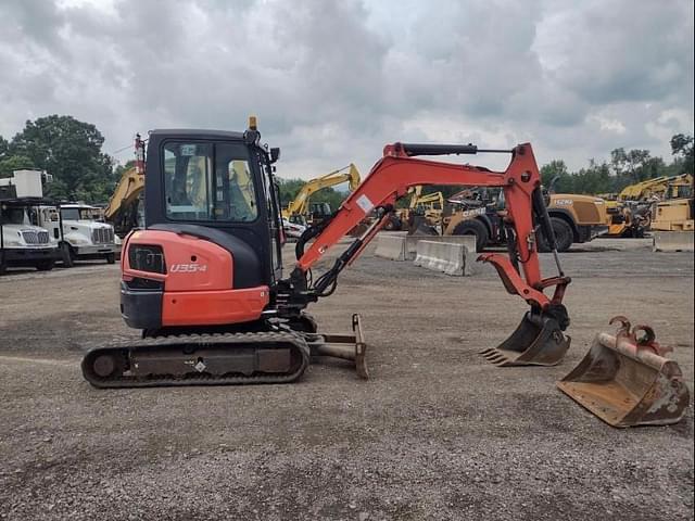 Image of Kubota U35-4 equipment image 2