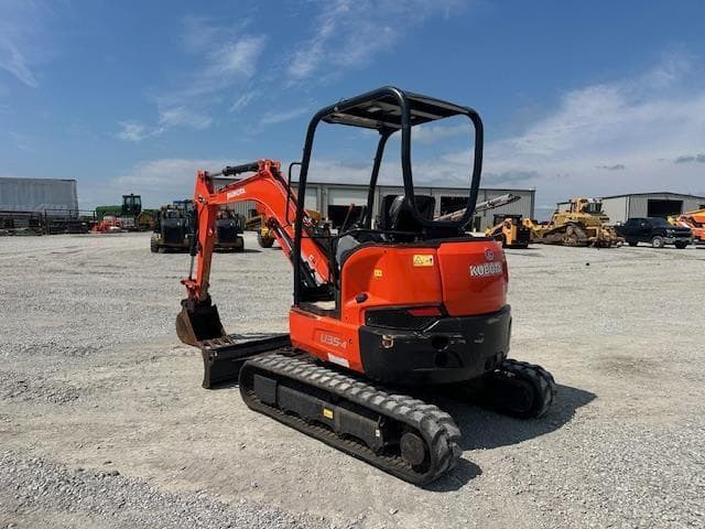 Image of Kubota U35-4 equipment image 2