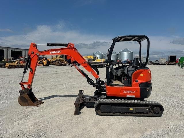 Image of Kubota U35-4 equipment image 1