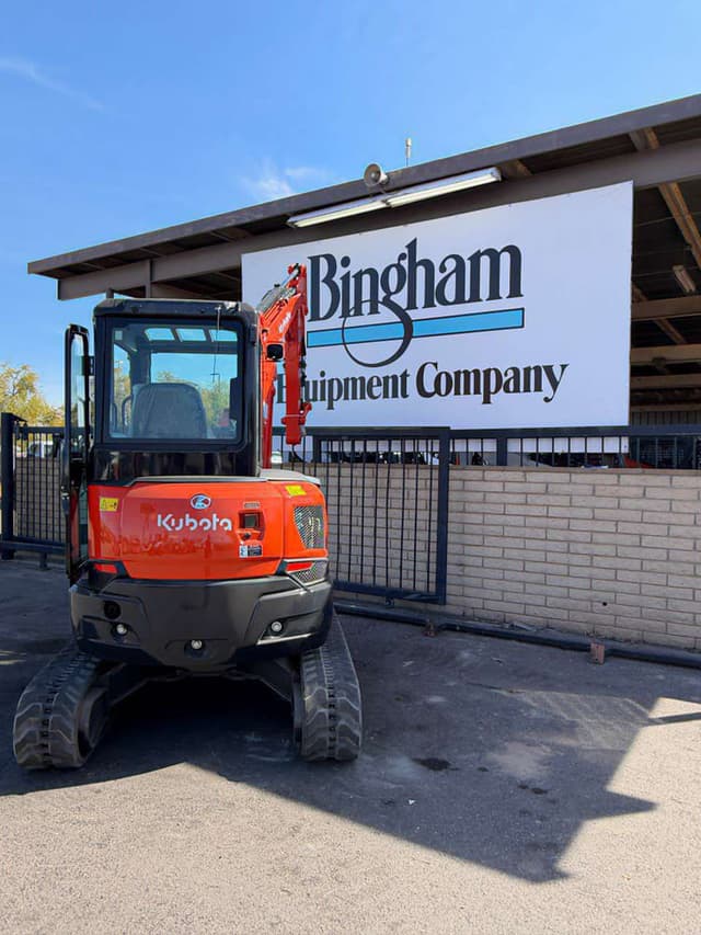 Image of Kubota U35-4 equipment image 3