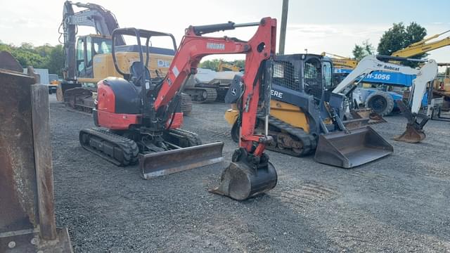 Image of Kubota U35-4 equipment image 2