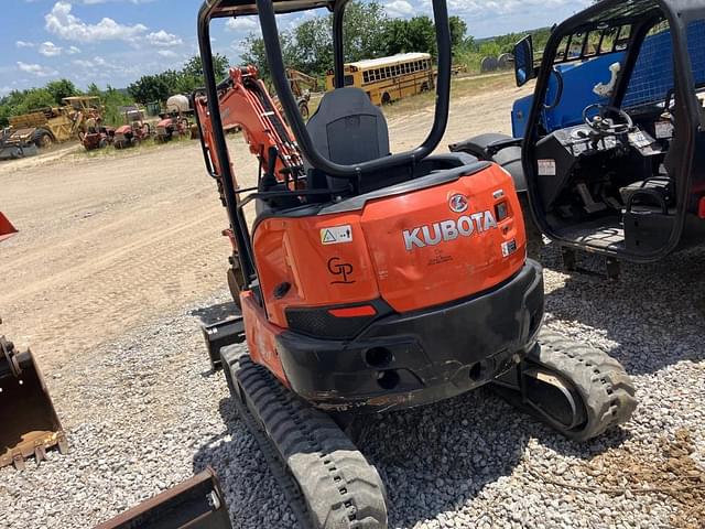 Image of Kubota U35-4 equipment image 3