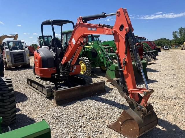 Image of Kubota U35-4 equipment image 1