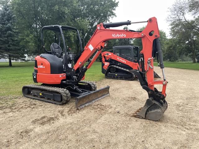 Image of Kubota U35-4 equipment image 2