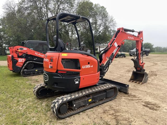 Image of Kubota U35-4 equipment image 4