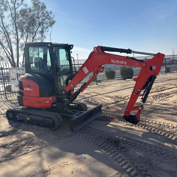 Image of Kubota U35-4 equipment image 1