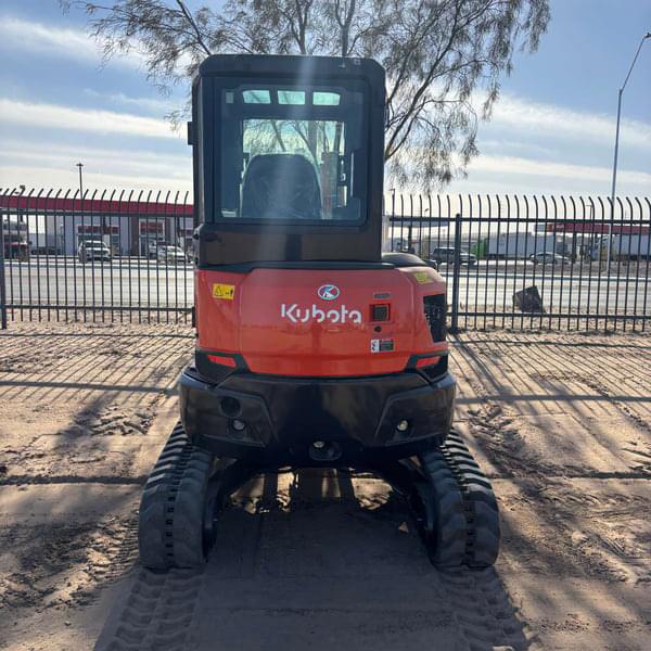 Image of Kubota U35-4 equipment image 3