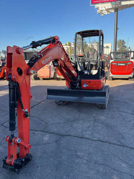 Image of Kubota U35-4 equipment image 2