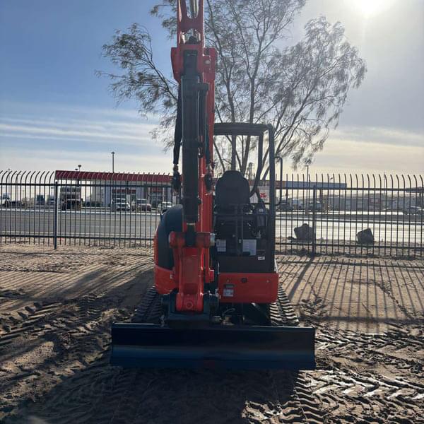 Image of Kubota U35-4 equipment image 2