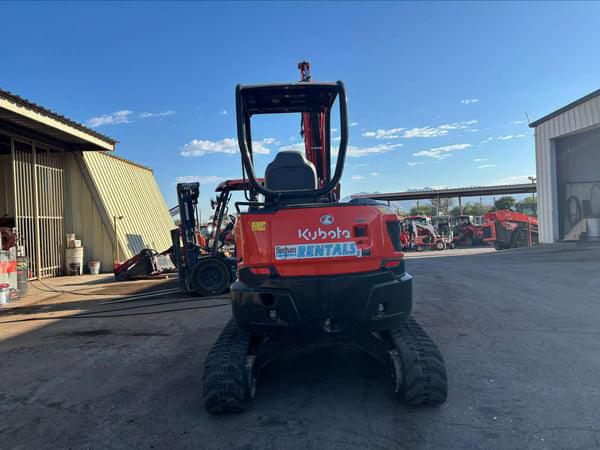 Image of Kubota U35-4 equipment image 3