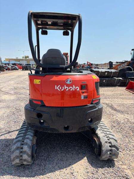 Image of Kubota U35-4 equipment image 3