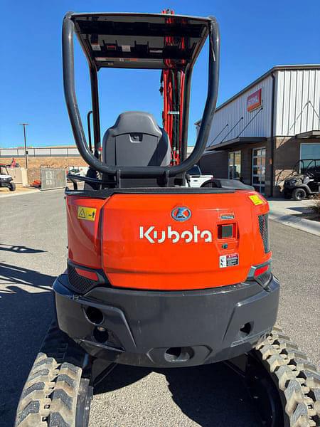 Image of Kubota U35-4 equipment image 3