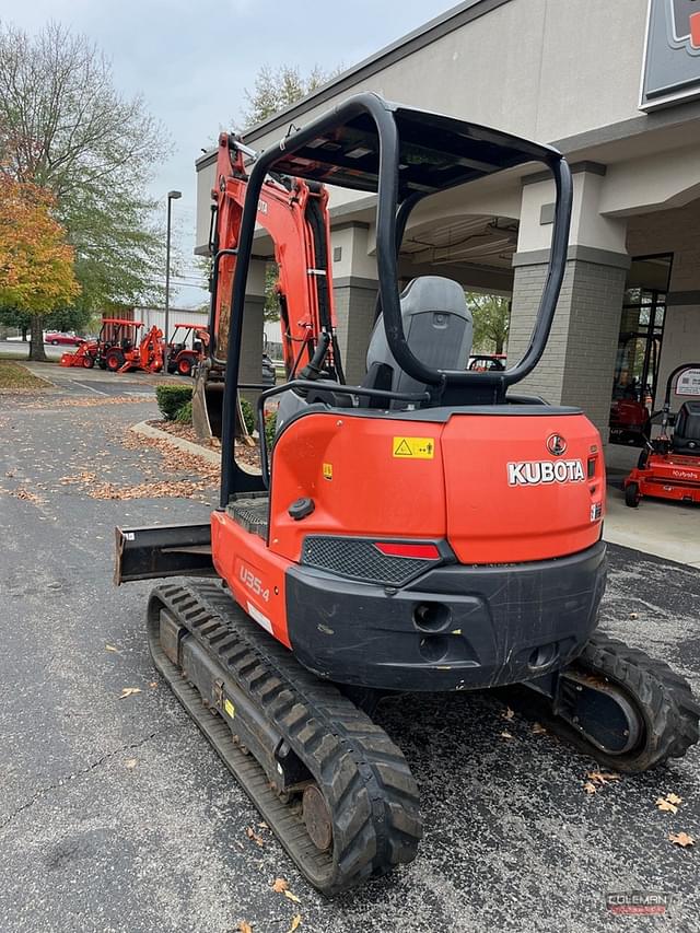 Image of Kubota U35-4 equipment image 1