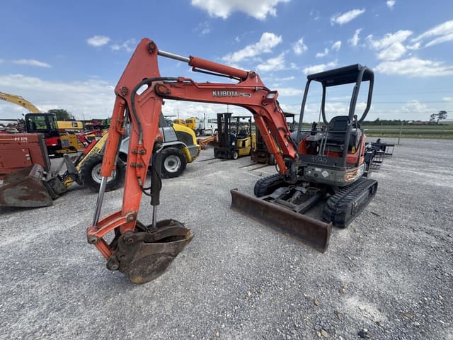 Image of Kubota U35 equipment image 2