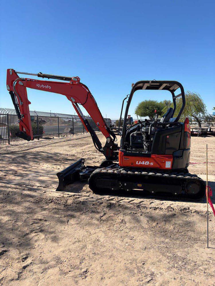 Kubota U48-5 Equipment Image0