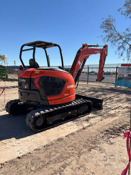 Image of Kubota U48-5 equipment image 1