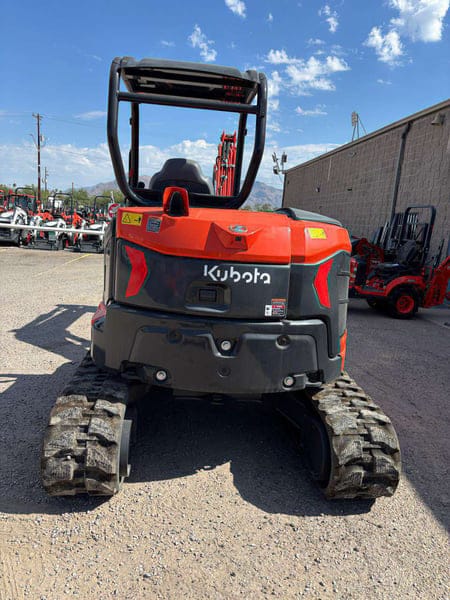 Kubota U48-5 Equipment Image0