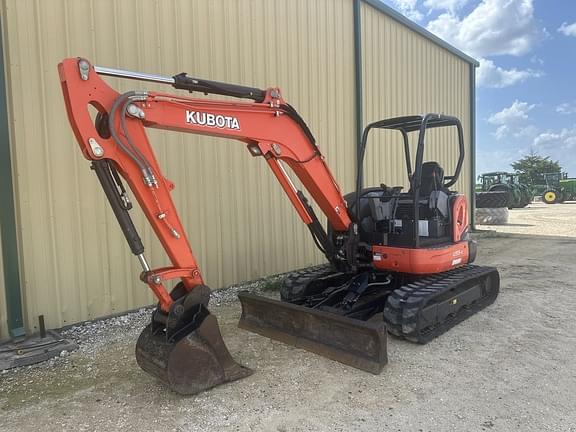 Image of Kubota U55-4 equipment image 1