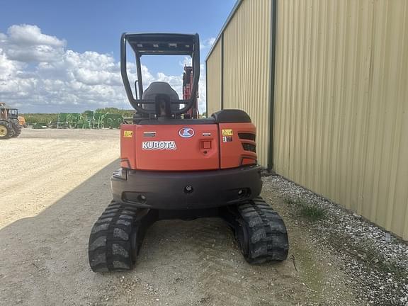 Image of Kubota U55-4 equipment image 4