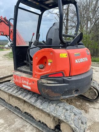 Image of Kubota U55-4 equipment image 2