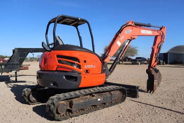 Image of Kubota U55-4 equipment image 2