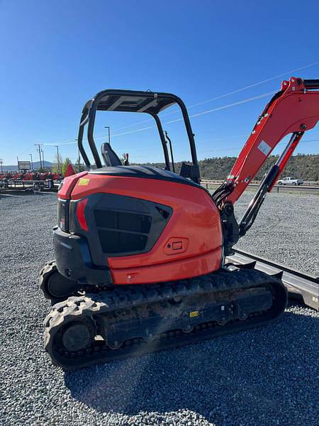 Image of Kubota U55-5 equipment image 1