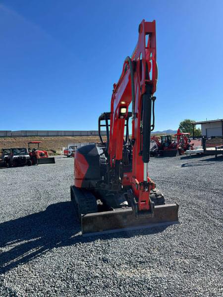 Image of Kubota U55-5 equipment image 2