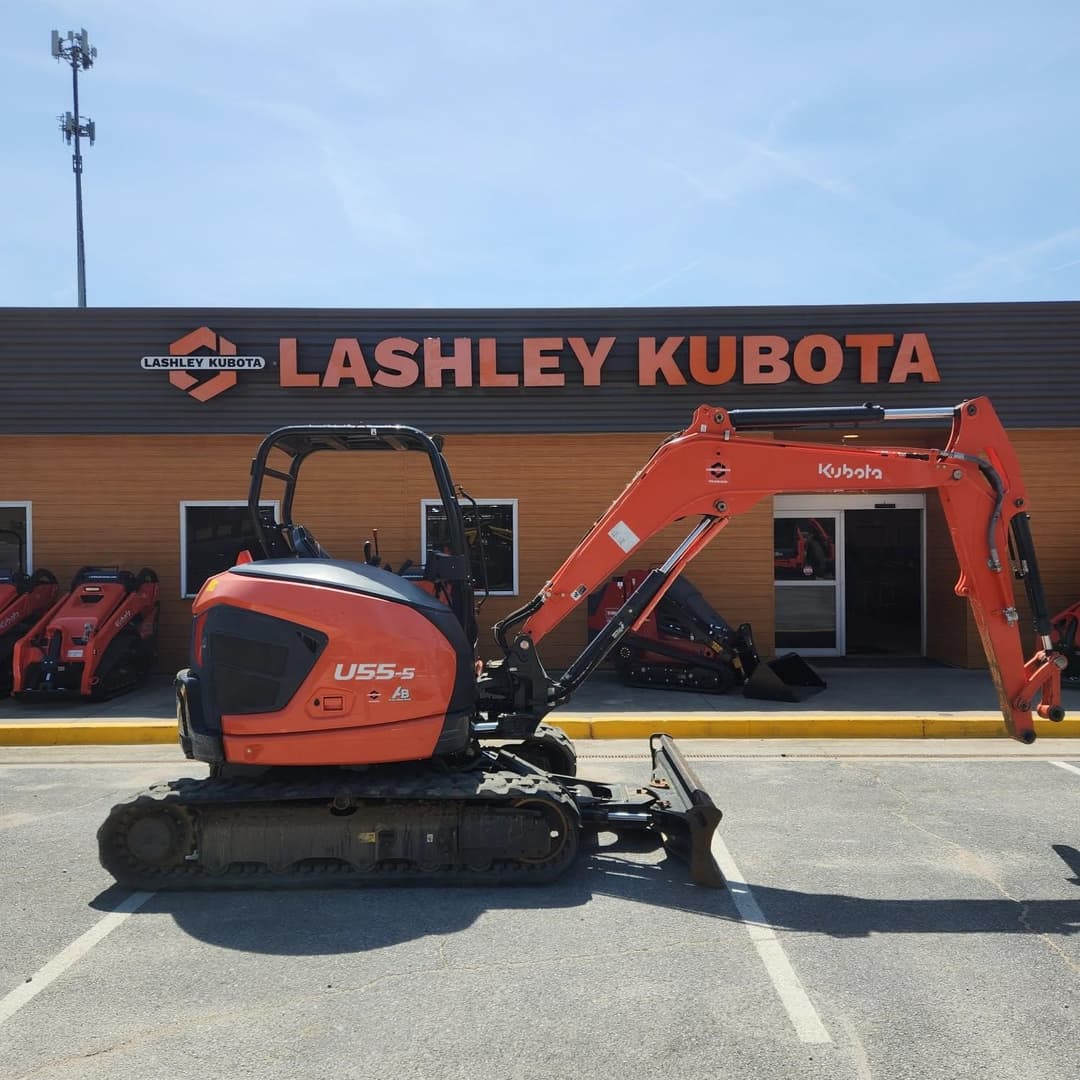 Image of Kubota U55-5R1A Image 0