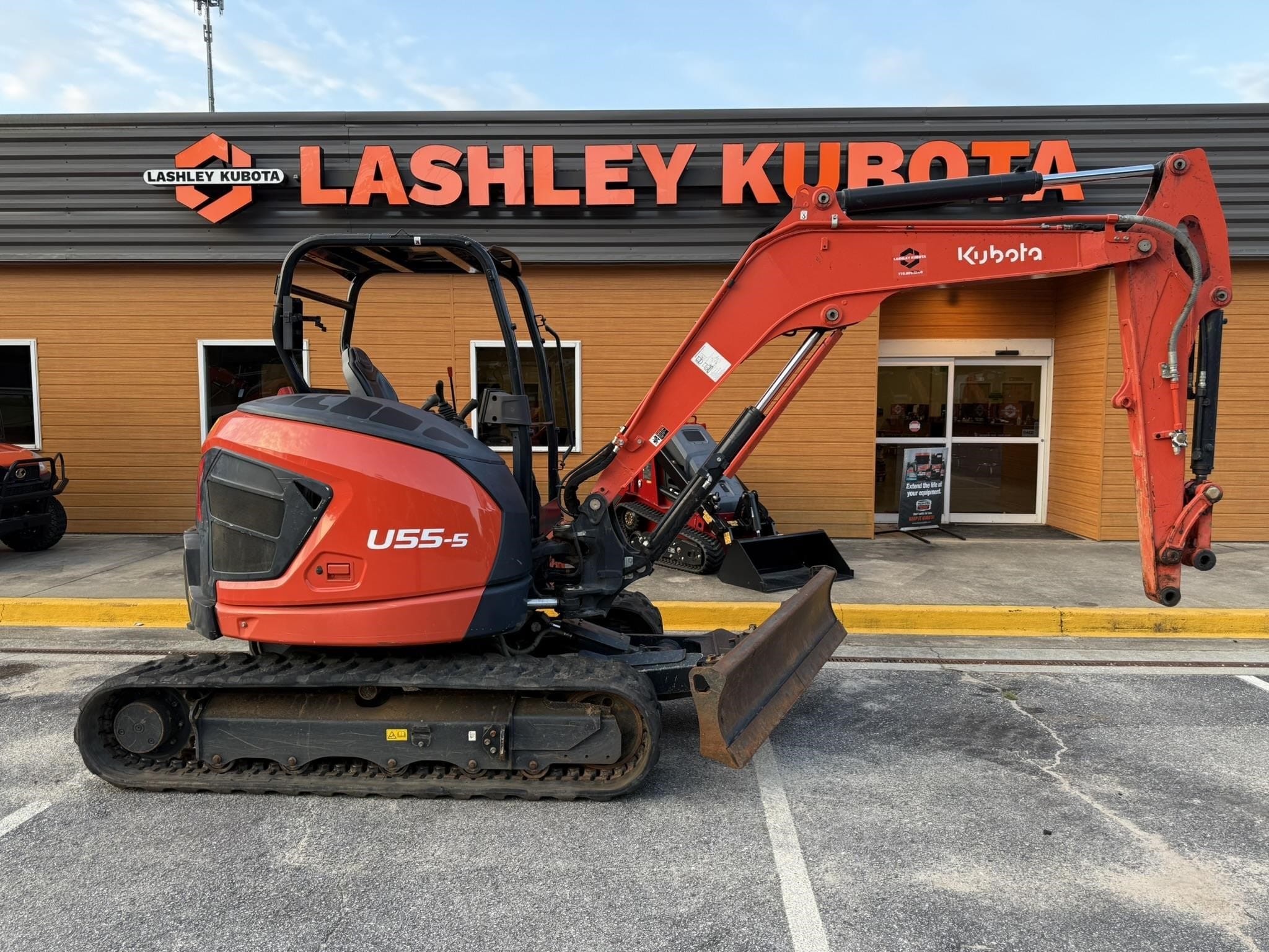 2022 Kubota U55-5 Equipment Image0