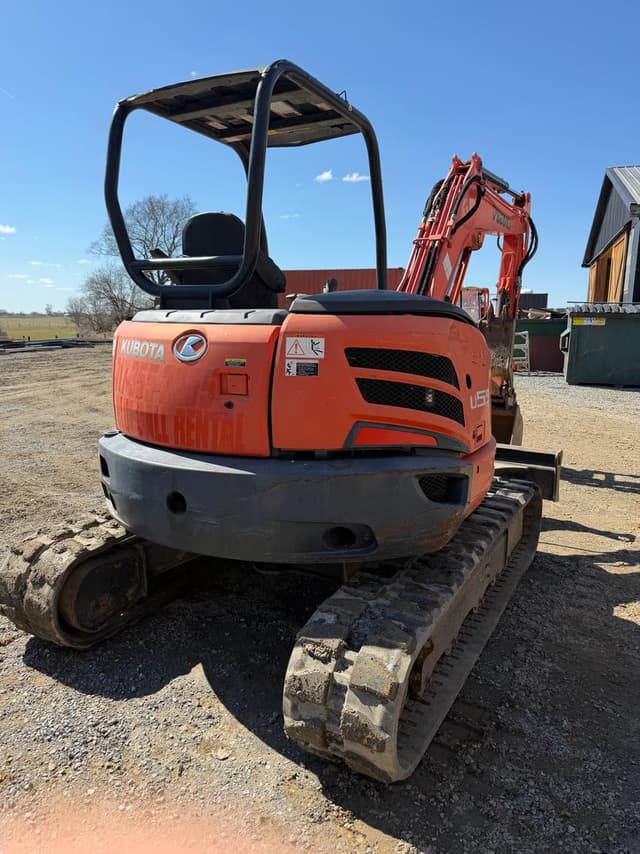 Image of Kubota U55 equipment image 4