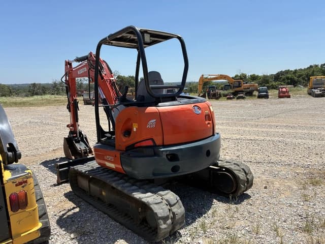 Image of Kubota U55 equipment image 3