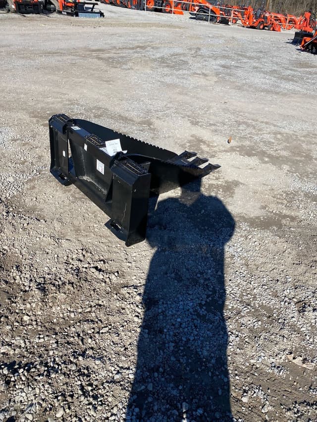 Image of Kubota UB25 equipment image 2