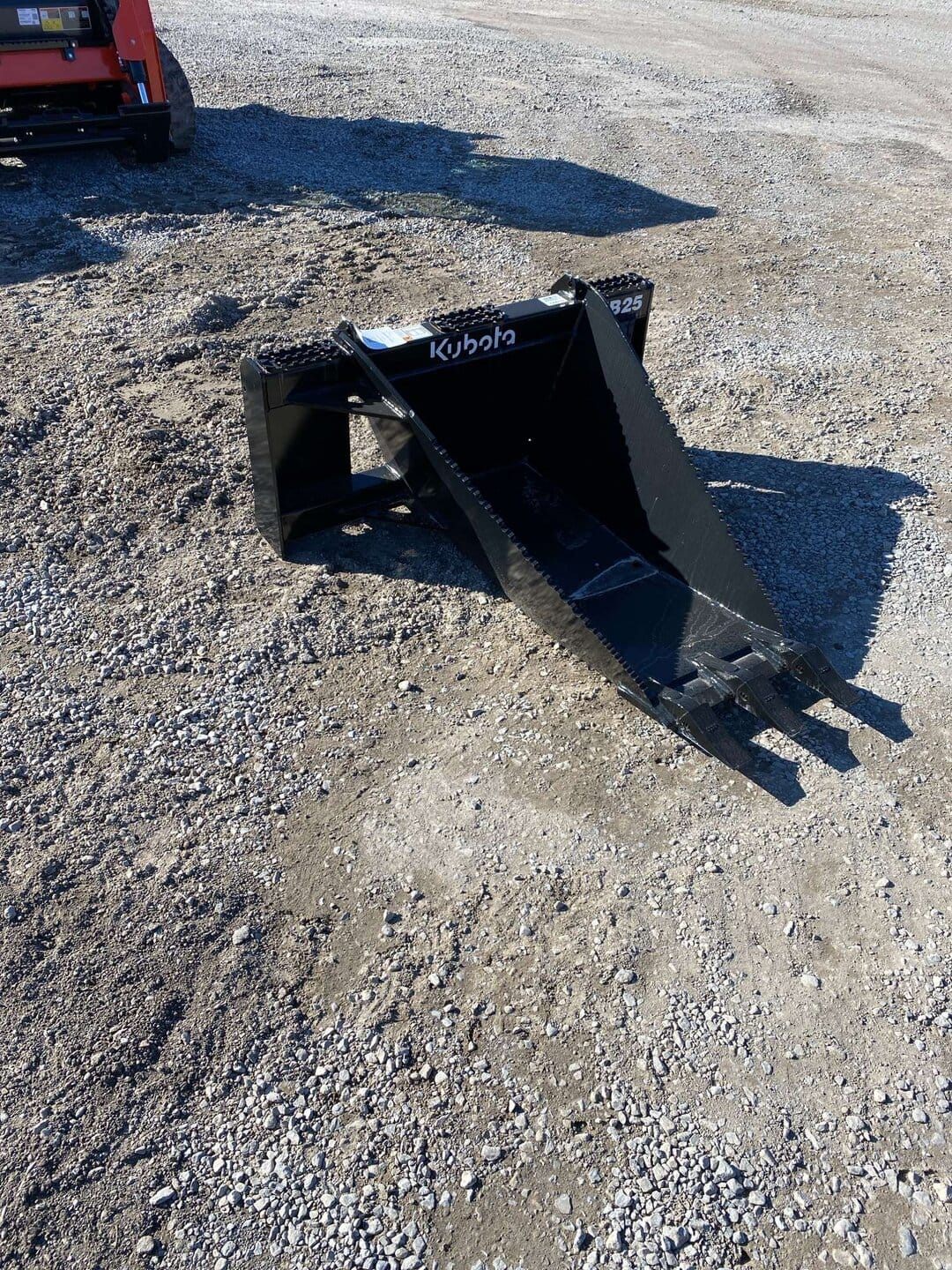 Kubota UB25 Equipment Image0