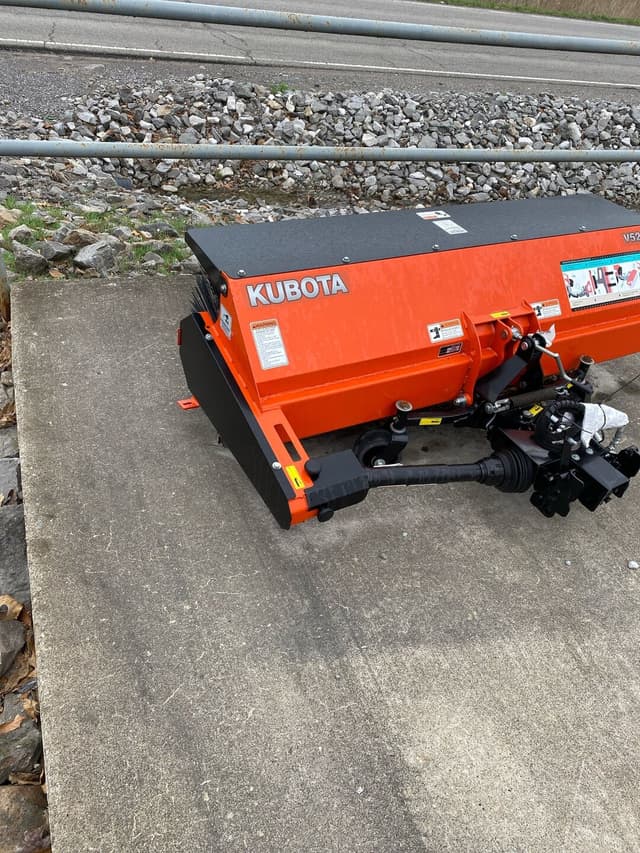 Image of Kubota V5266 equipment image 1