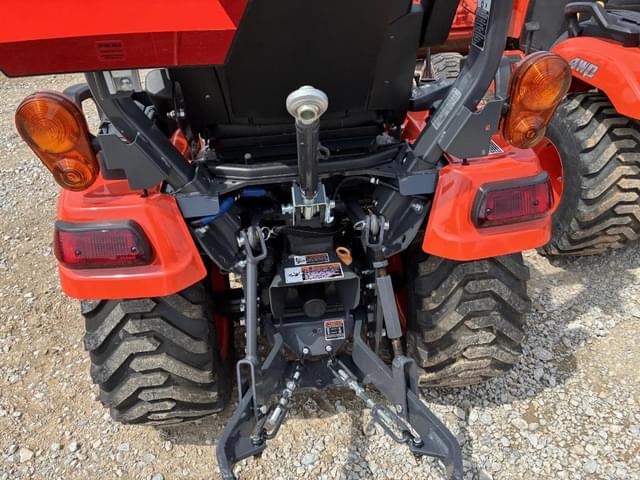 Image of Kubota BX2680 equipment image 4